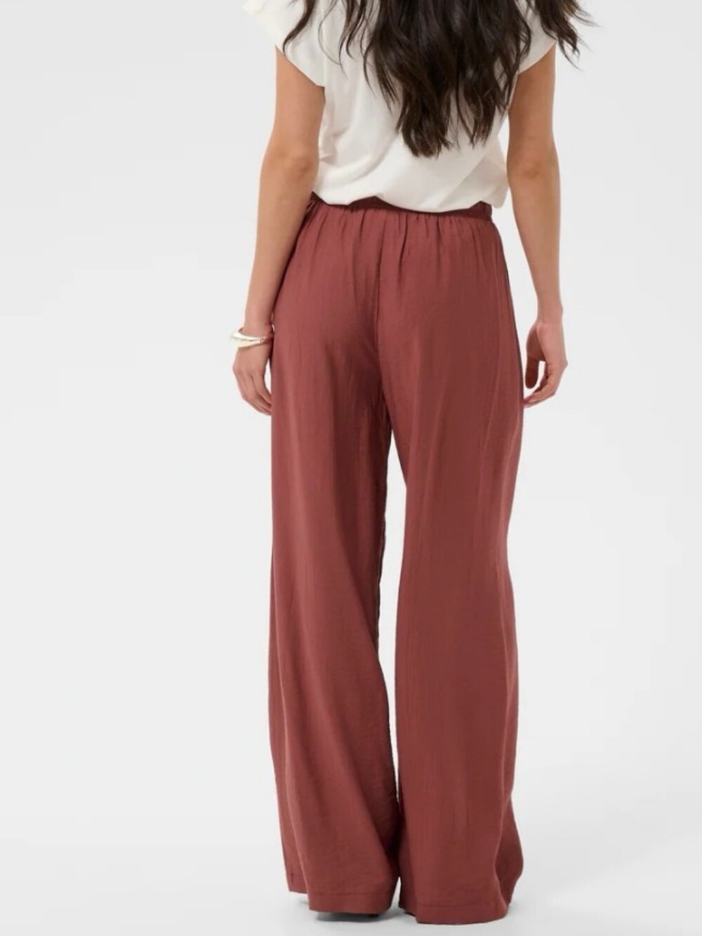 Wide-Leg Pull-On Pants in Terracotta - Picture 3 of 7